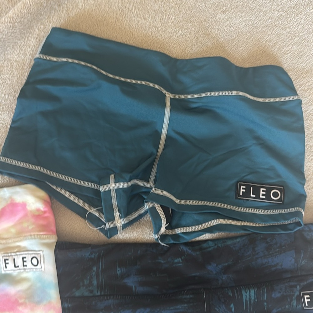 Fleo Colorful Bottoms Collection - Picture 5 of 6